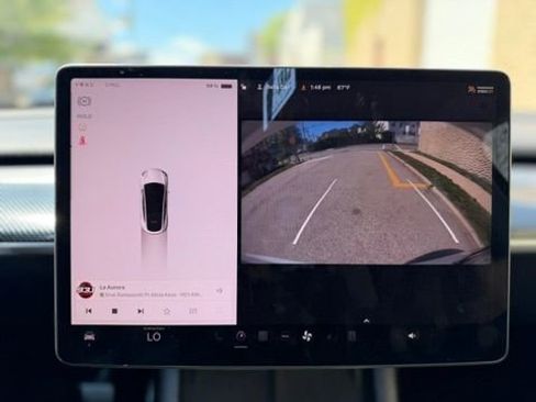 Used 2022 Tesla Model Y Performance AWD/4WD image 38