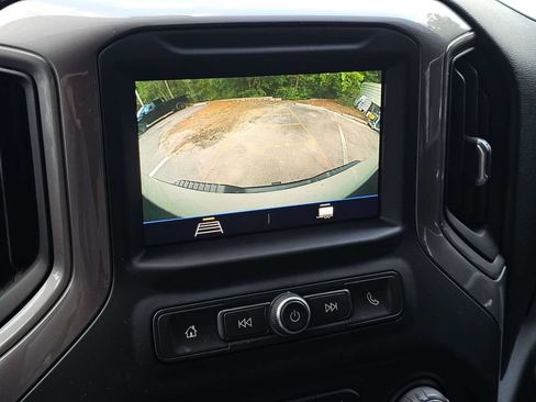Used 2022 Chevrolet Silverado 2500 Custom w/ Custom Convenience Package AWD/4WD image 20
