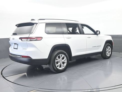 Used 2023 Jeep Grand Cherokee L Limited AWD/4WD image 6