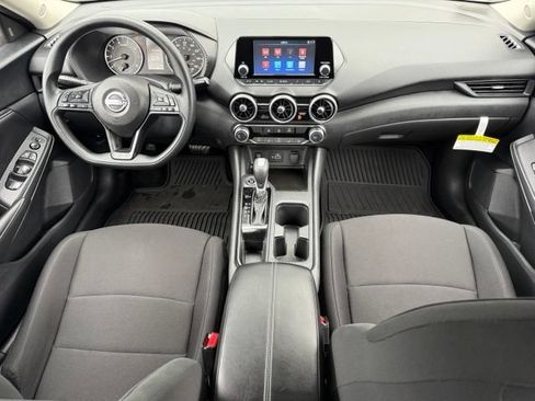 Certified 2025 Nissan Sentra S FWD image 25