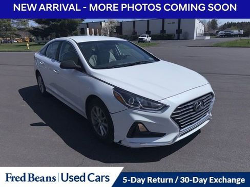 Used 2019 Hyundai Sonata SE image 1