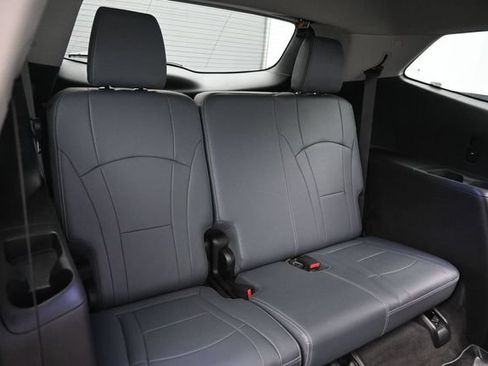 Used 2019 Buick Enclave Essence w/ Trailering Package, 5000 lbs. FWD image 18