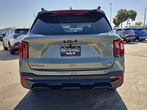 New 2026 Kia Sorento SX image 7