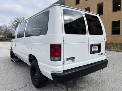 Used 2011 Ford E-250 and Econoline 250 w/ PWR Group image 5