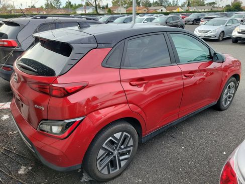 Certified 2023 Hyundai Kona SE image 4