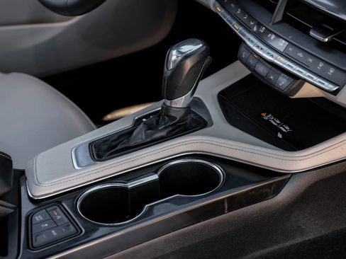 Used 2022 Cadillac CT4 Luxury w/ Sun And Sound Package image 37