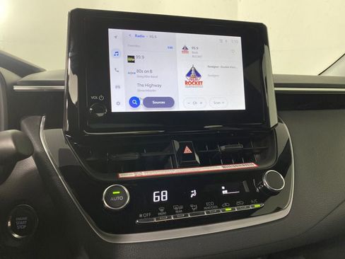 New 2026 Toyota Corolla SE image 17