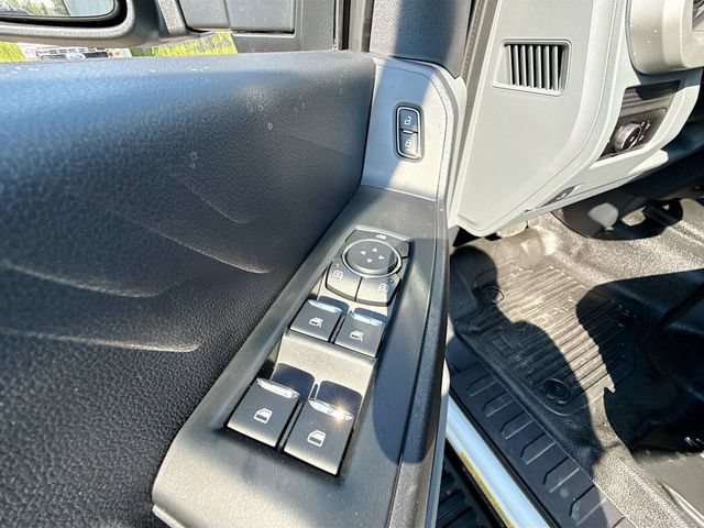New 2026 Ford F550 4x4 Supercab Super Duty image 8