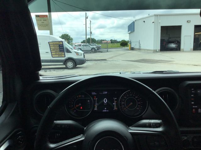 Used 2023 Jeep Gladiator Sport AWD/4WD image 13