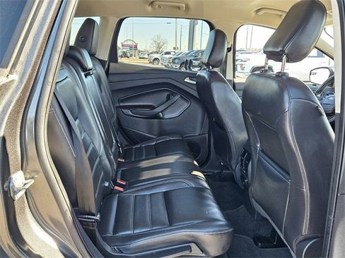 Used 2019 Ford Escape Titanium w/ U9j03 - Titanium Tow Package image 15