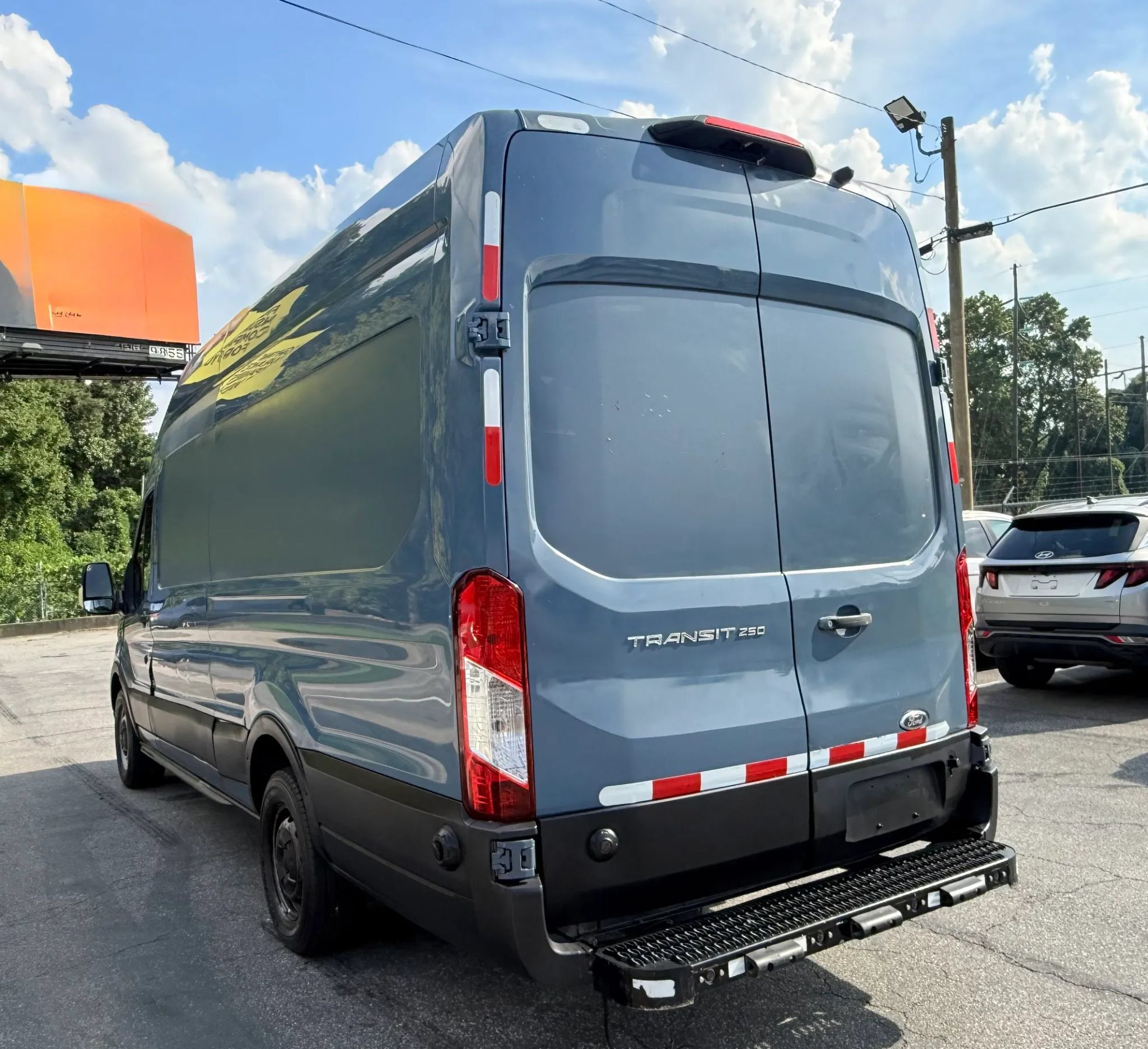 Used 2021 Ford Transit 250 148 High Roof Extended w/ Parcel Delivery Package RWD image 4