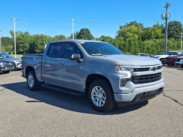 Used 2025 Chevrolet Silverado 1500 RST w/ Convenience Package II AWD/4WD image 3