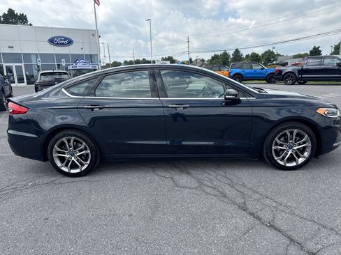 Used 2020 Ford Fusion SEL FWD image 2