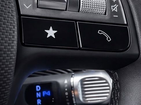 Used 2025 Hyundai Ioniq 5 SEL image 37