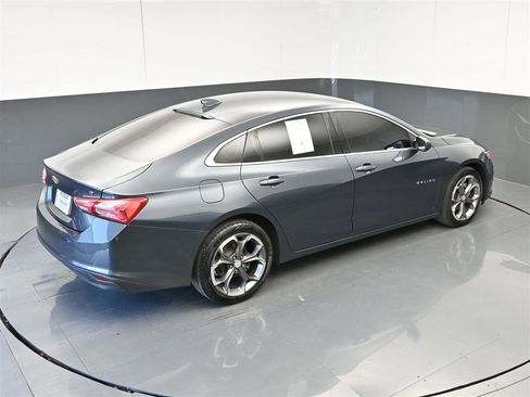 Used 2021 Chevrolet Malibu LT image 25