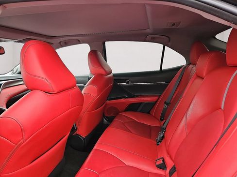Used 2018 Toyota Camry XSE w/ Audio Package FWD image 16