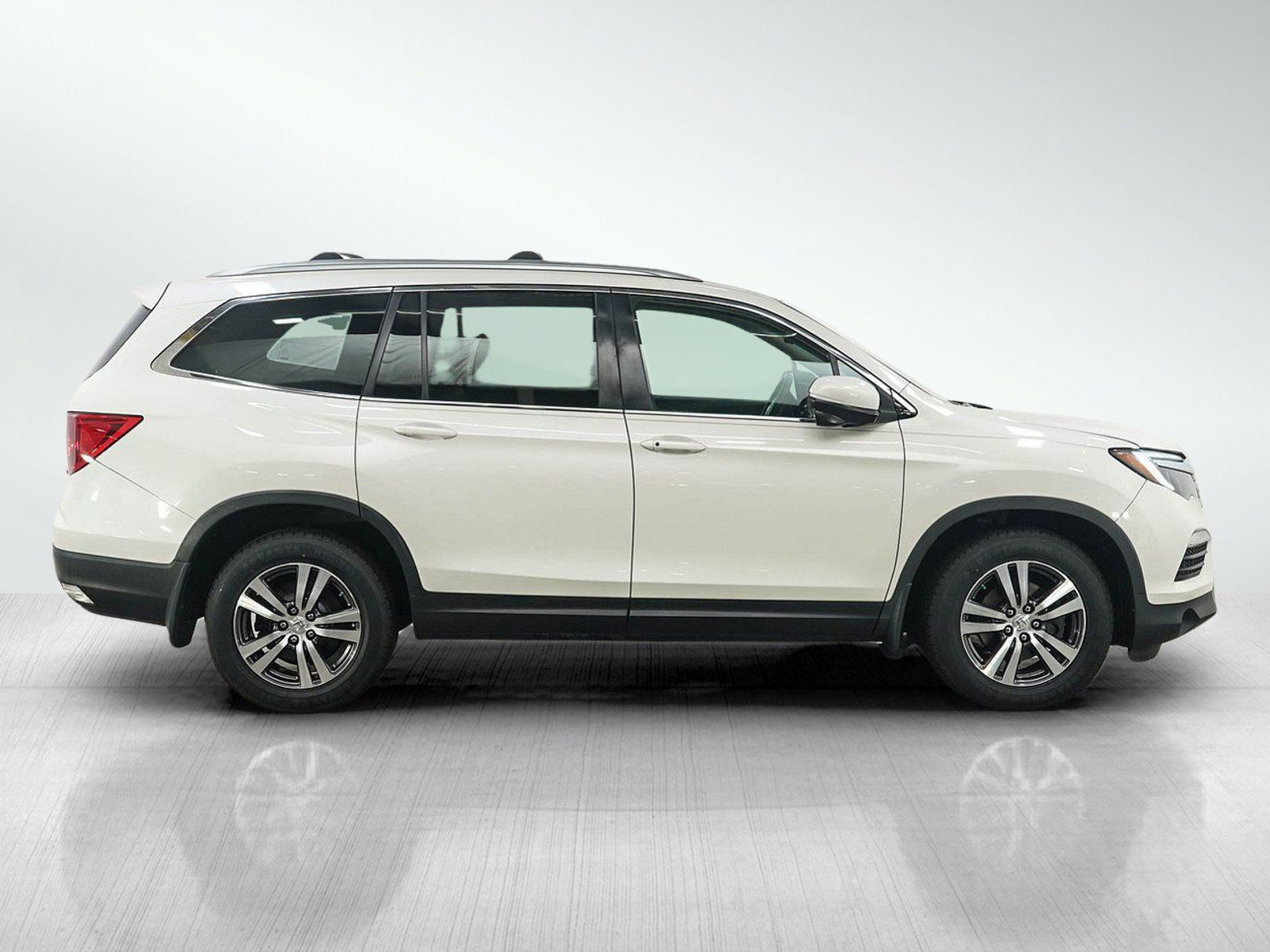 Used 2016 Honda Pilot EX-L image 6