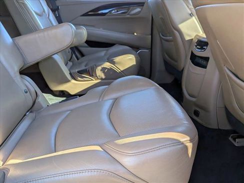 Used 2018 Cadillac Escalade Platinum image 20
