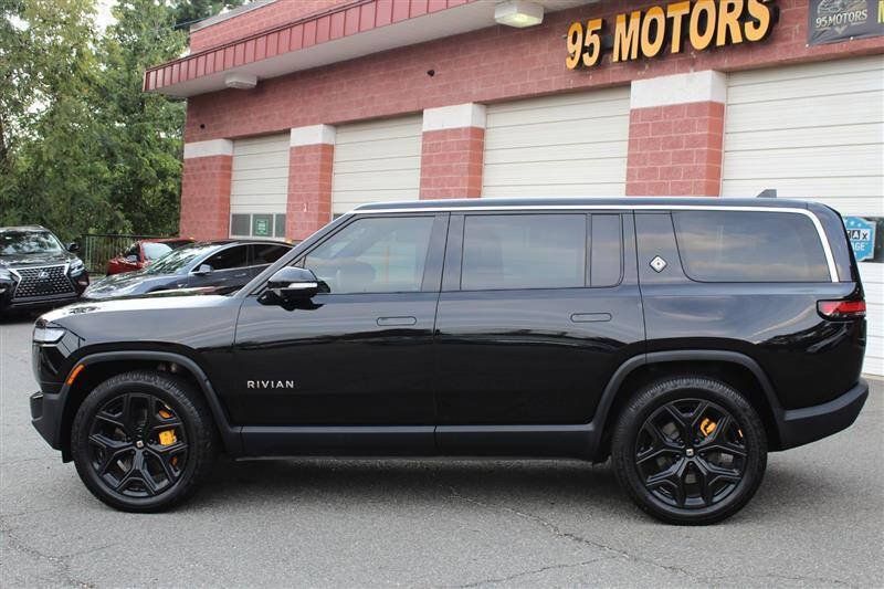 Used 2024 Rivian R1S Adventure Quad AWD/4WD image 2
