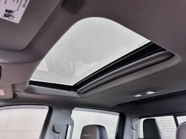 Used 2019 GMC Sierra 1500 Denali AWD/4WD image 28