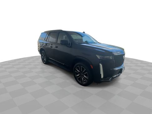 Certified 2021 Cadillac Escalade Sport Platinum AWD/4WD image 2