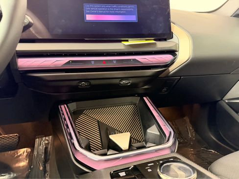 Certified 2025 BMW X3 xDrive30i w/ Premium Package image 13