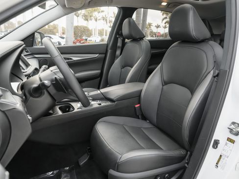 Certified 2023 INFINITI QX50 Luxe AWD/4WD image 8