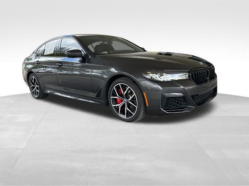 Used 2023 BMW 540i w/ M Sport Package RWD image 2