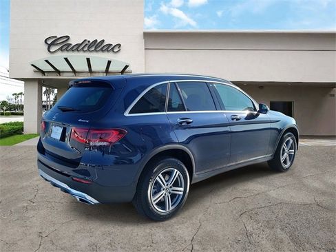 Used 2022 Mercedes-Benz GLC 300 4MATIC w/ Driver Assistance Package image 5