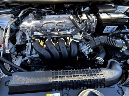 Used 2022 Toyota Corolla LE FWD image 28