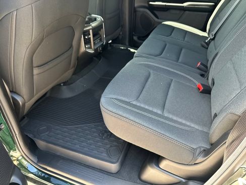 New 2026 RAM 1500 4x4 Crew Cab image 33