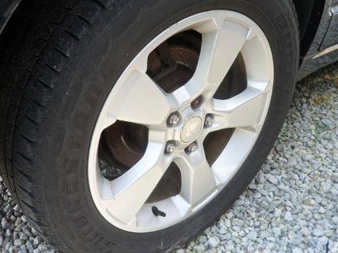 Used 2009 Saturn Vue Red Line w/ Convenience Package image 5