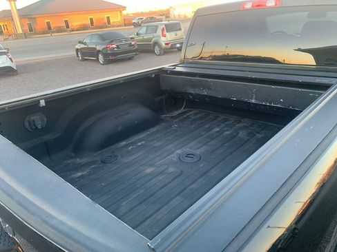 Used 2018 RAM 2500 Tradesman w/ Chrome Appearance Group image 14