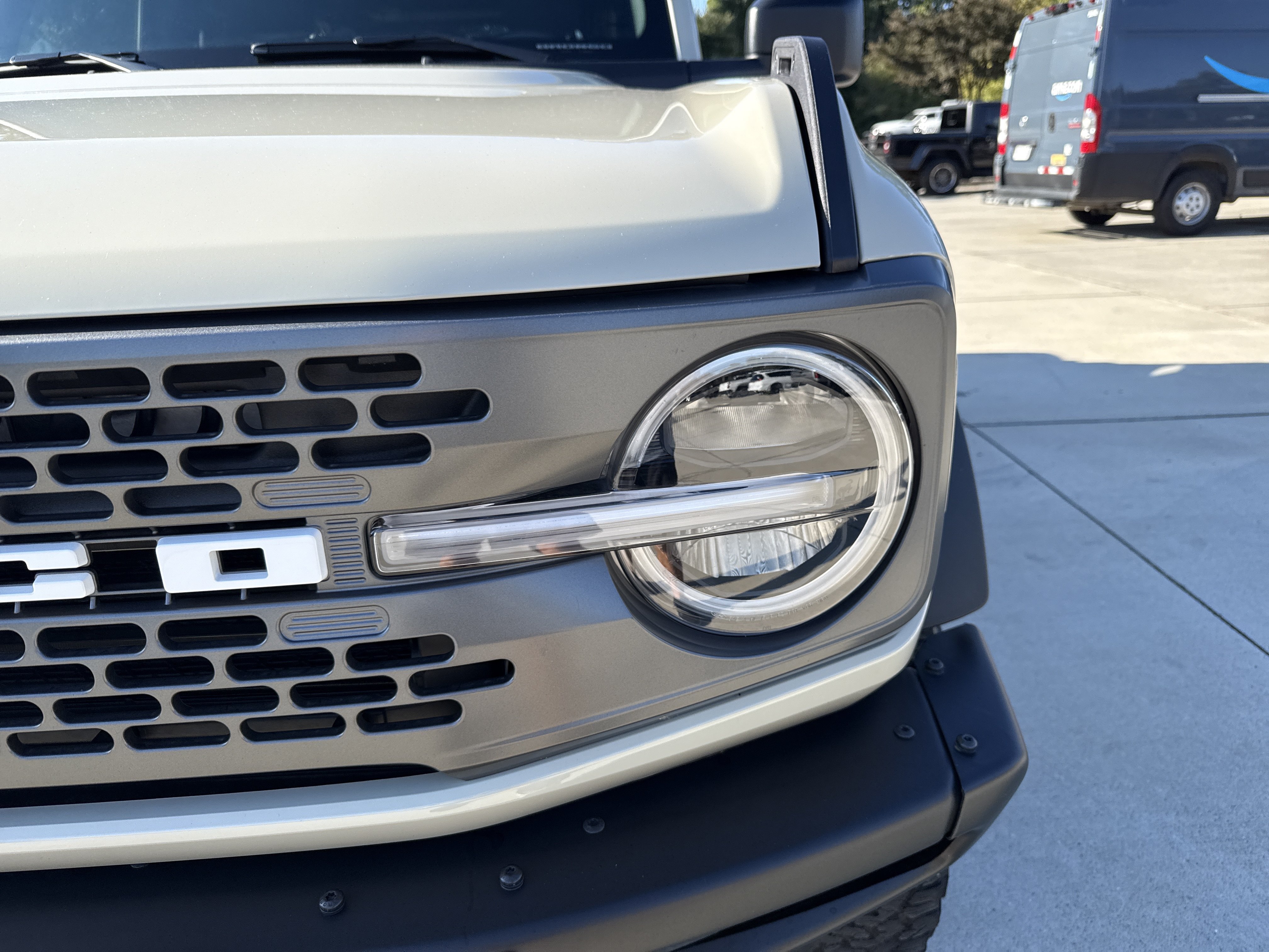 Used 2025 Ford Bronco Badlands AWD/4WD image 6