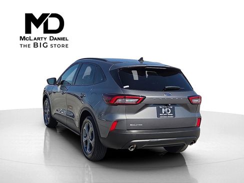 Used 2025 Ford Escape ST-Line image 4