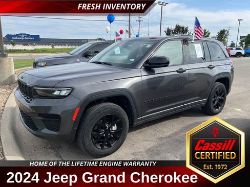Used 2024 Jeep Grand Cherokee Altitude AWD/4WD image 1