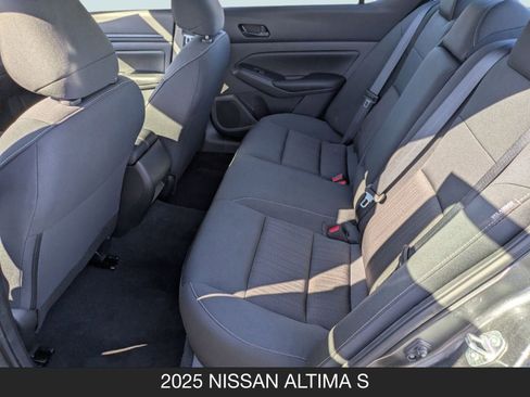 Certified 2025 Nissan Altima 2.5 S image 15