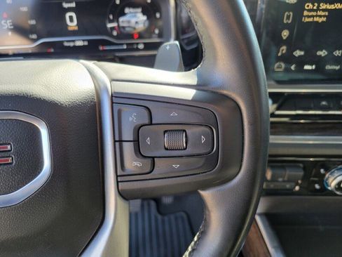 Used 2024 GMC Sierra 1500 Elevation image 18