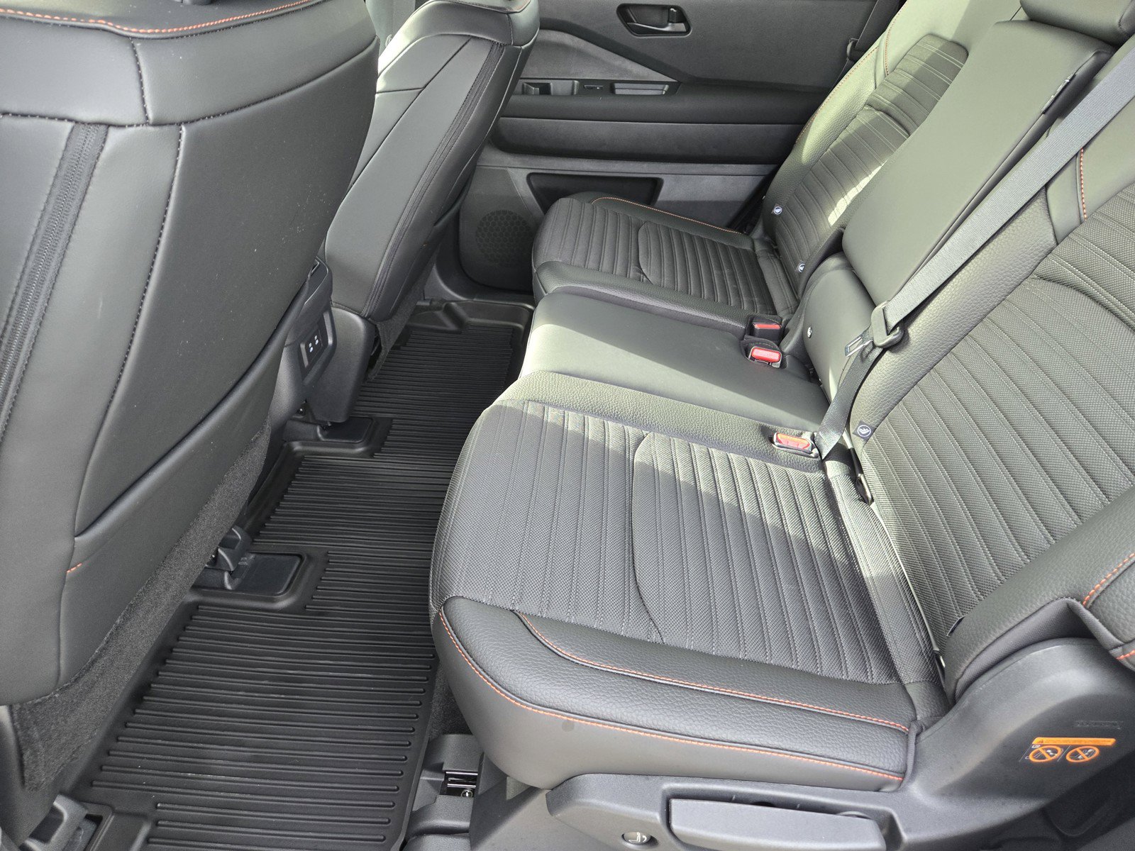 New 2026 Nissan Pathfinder Rock Creek AWD/4WD image 9