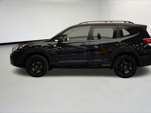 Used 2023 Subaru Forester Wilderness image 2