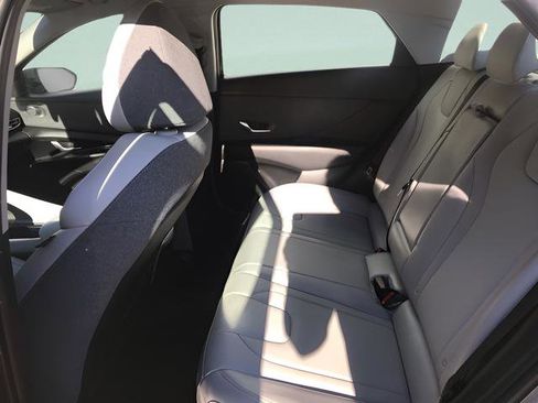 Used 2023 Hyundai Elantra Limited w/ Preferred Accessory Package image 13