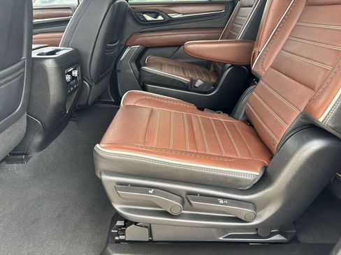 Used 2023 GMC Yukon XL Denali Ultimate image 26