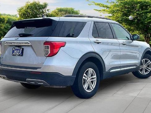 Certified 2023 Ford Explorer XLT w/ Equipment Group 202A image 12