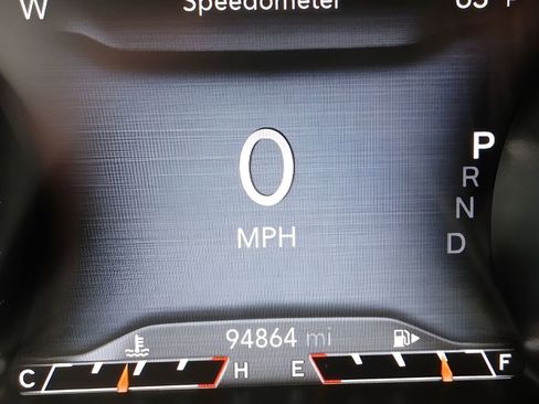 Used 2019 Jeep Cherokee Limited w/ Trailer Tow Group AWD/4WD image 14