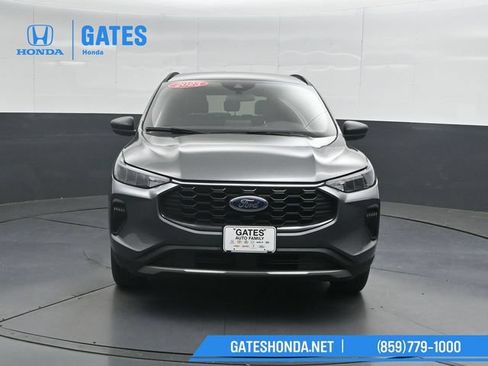 Used 2025 Ford Escape ST-Line AWD/4WD image 5