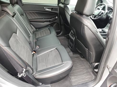 Used 2020 Ford Edge ST-Line w/ Cold Weather Package image 13