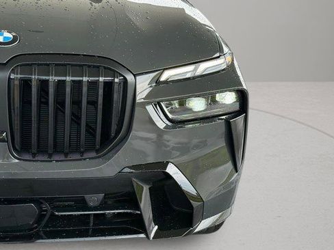 Used 2026 BMW X7 xDrive40i w/ M Sport Package AWD/4WD image 11