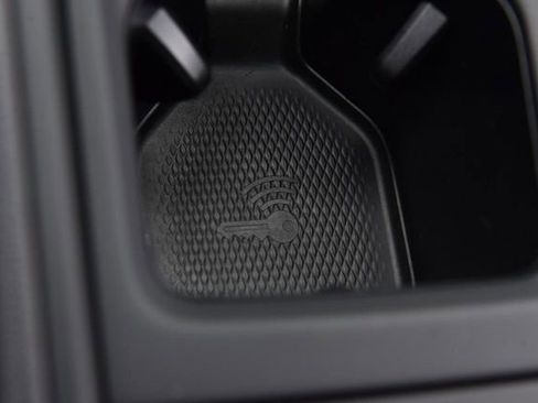 New 2025 Volkswagen Tiguan S image 15