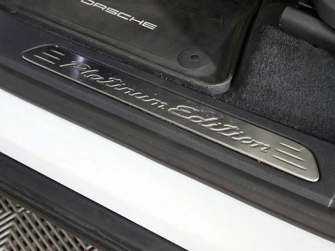 Used 2017 Porsche Cayenne Platinum Edition w/ Premium Package Plus (PJX) image 23