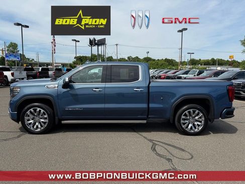 Used 2026 GMC Sierra 1500 Denali w/ Denali Reserve Package AWD/4WD image 2
